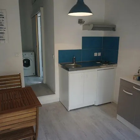 Daire Studio Meuble Pres Du Centre-ville
